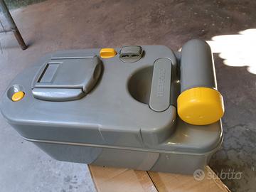 Cassetta WC estraibile per camper