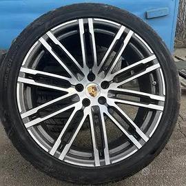 Set 4 cerchi originali Porsche Macan 21” 911 Turbo