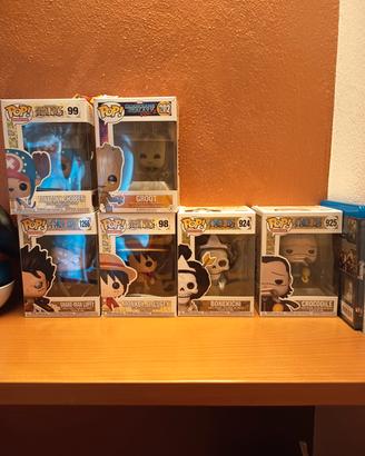 6 Funko pop
