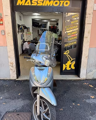 Honda SH 300 - 2007 - PERMUTE