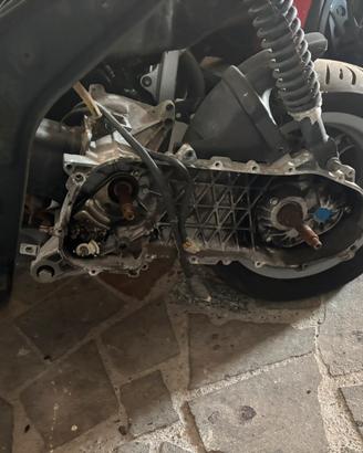 Blocco 180 piaggio hexagon