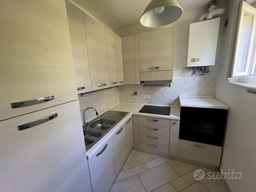 Cucina moderna componibile angolare – Completa