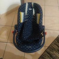 Seggiolino/ovetto chicco con parasole per auto