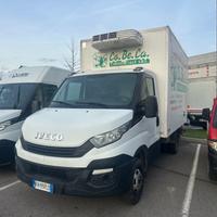 Iveco Daily cassonato Frigorifero con ganciere car