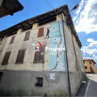 TERRATETTO UNIFAMILIARE DA RISTRUTTURARE