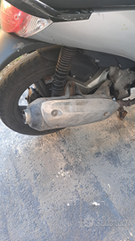 Scarabeo 125 anno 2010