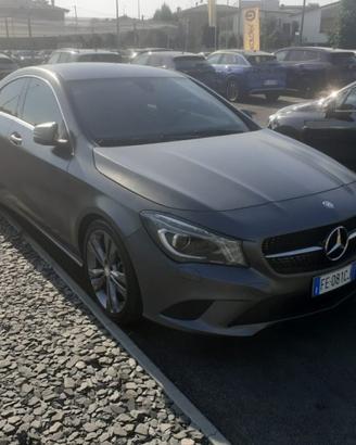 MERCEDES-BENZ CLA 220 d Automatic Sport