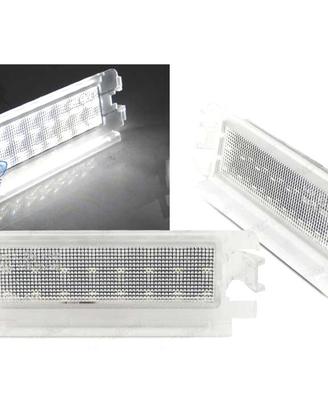 LUCI TARGA A LED RENAULT CLIO II 01-04 DACIA LOGAN