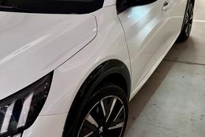 Peugeot 208 BlueHDi 100  5porte GT Line-“31.000km”