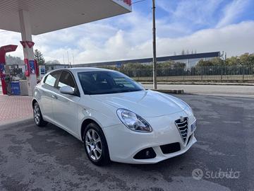 Alfa Romeo Giulietta 1.6 JTDm-2 105 CV Distinctive