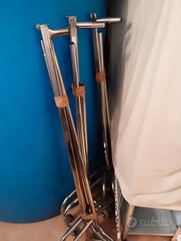 Stender in acciaio con  ruote