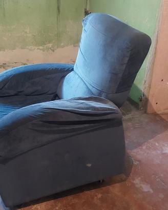 poltrona reclinabile