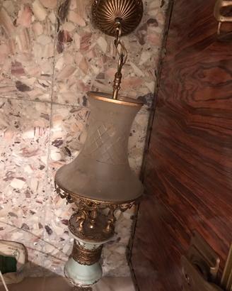 Lampadario stile Liberty