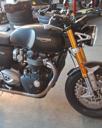 triumph thruxton r 