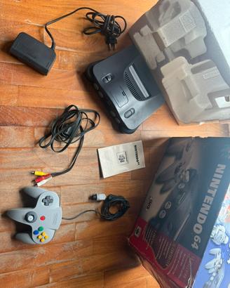 Nintendo 64 completa box  + Memory Pak funzionante