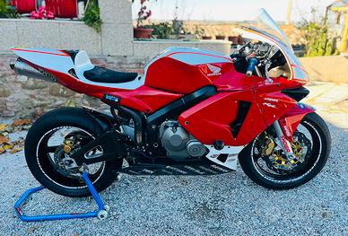 Honda cbr 600 RR pista