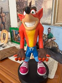 Statua di crash bandicot