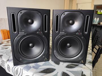 casse da studio attive behringer truth B2030A