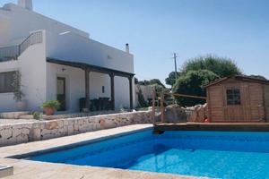 LAST MINUTE 9-16/8 Masseria con PISCINA Monopoli