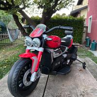 Motocicletta elettrica per bambini Triumph