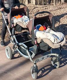 Passeggino gemellare