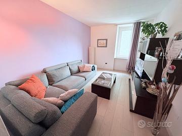 Divano angolare Poltrone e sofa