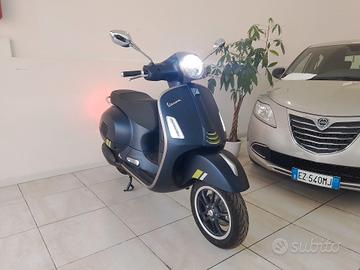 Vespa GTS 300 Super tech