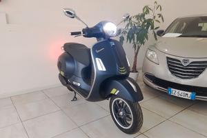 Vespa GTS 300 Super tech
