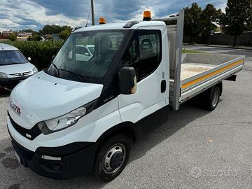 Iveco daily 35c13 2.3hpi cassone fisso mt 4.50