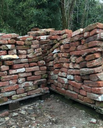 Mattoni antichi da pulire