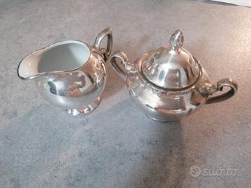Zuccheriera e lattiera Bavaria in argento