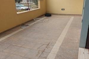 Locale commerciale o appartamento