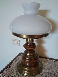 Lampada da tavolo vintage in ottone, legno e vetro