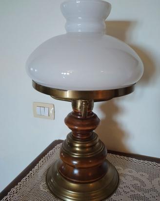 Lampada da tavolo vintage in ottone, legno e vetro