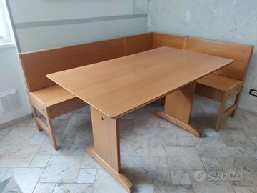 Panca e tavolo cucina