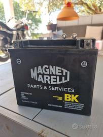 Batteria per la moto