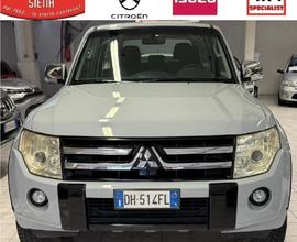 MITSUBISHI Pajero 3.2 DI-D 16V 3p. Intense