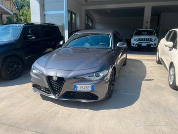 Alfa Romeo Giulia 2.2 Turbodiesel 180 CV AT8 Super
