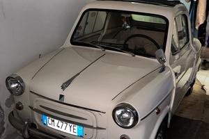 Piaggio Vespa 400 - 1958