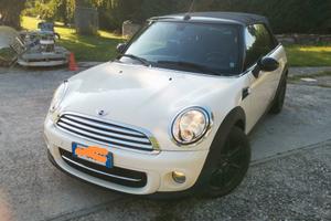 Mini Cooper Cabrio 1.6 diesel anno 2014