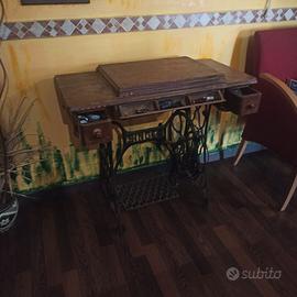 MOBILI ARTE POVERA ANTICHI