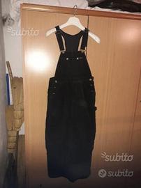 Tuta nera di velluto.Taglia M