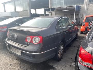 PORTIERA DESTRA VOLKSWAGEN PASSAT BERLINA
