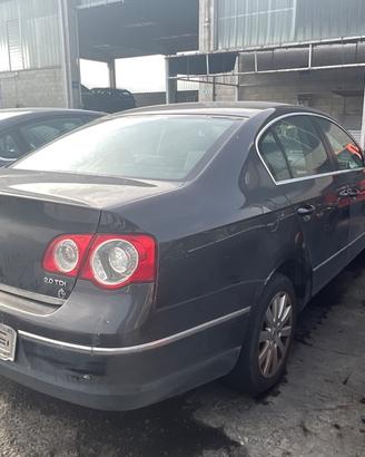PORTIERA DESTRA VOLKSWAGEN PASSAT BERLINA