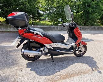 Yamaha Xmax 250cc