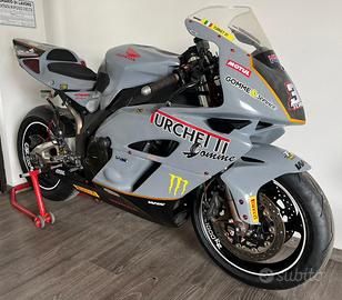 Honda cbr 1000 rr