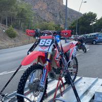 Trasporto moto quad moto d’acqua é cose