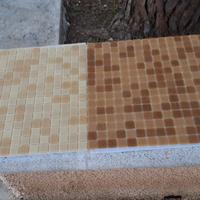 Mosaico bicolore o monocolore in pasta di vetro in