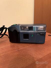 Macchina fotografica Yashica