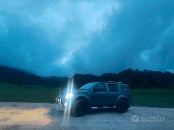 Nissan Pathfinder r51 